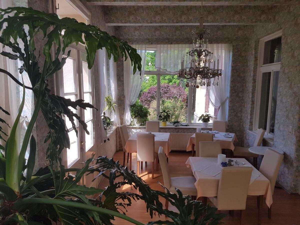 Pension Villa Inge Baden Exterior foto